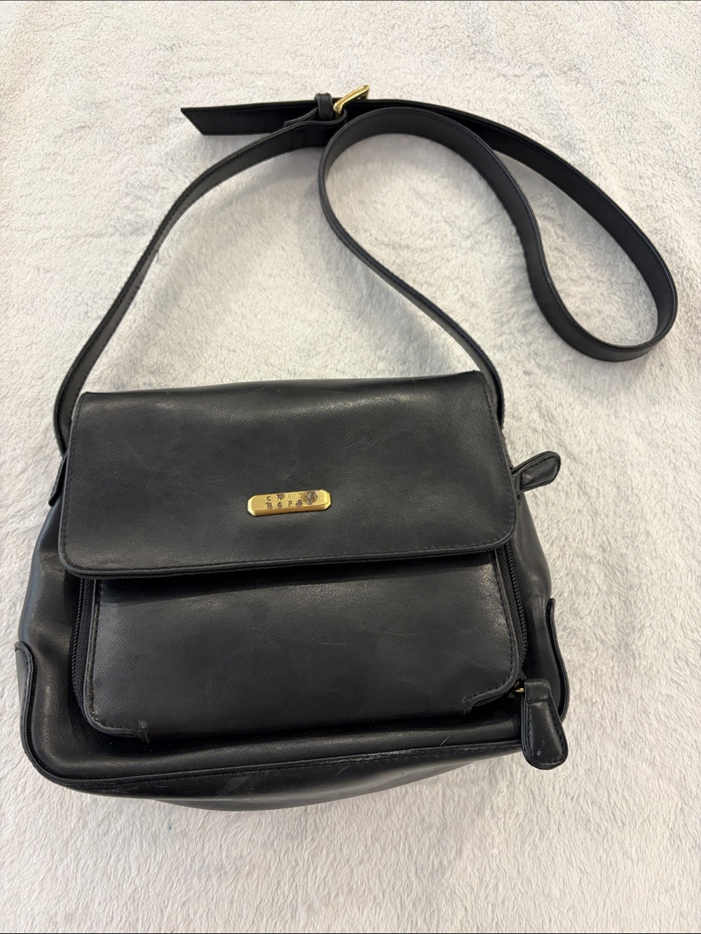 Liz Claiborne Black Leather Crossbody Shoulder‎ Bag